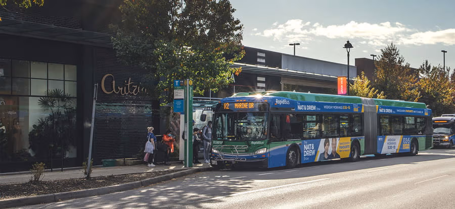 RapidBus stopping to pick up riders