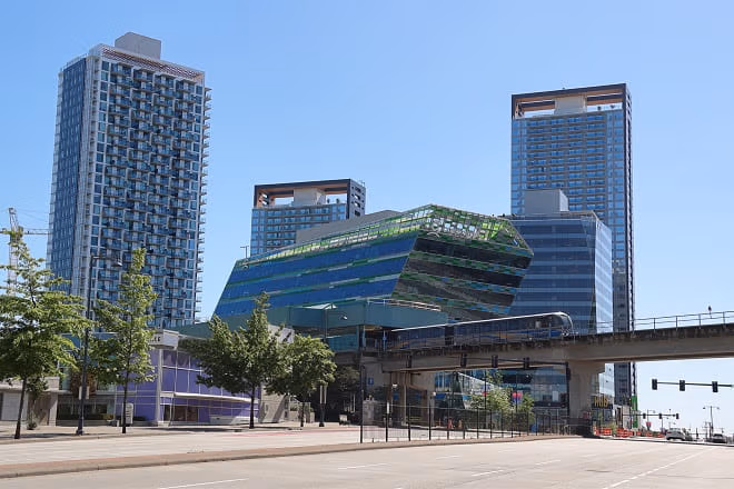 SkyTrain in front of King George Hub (PCI Developments)