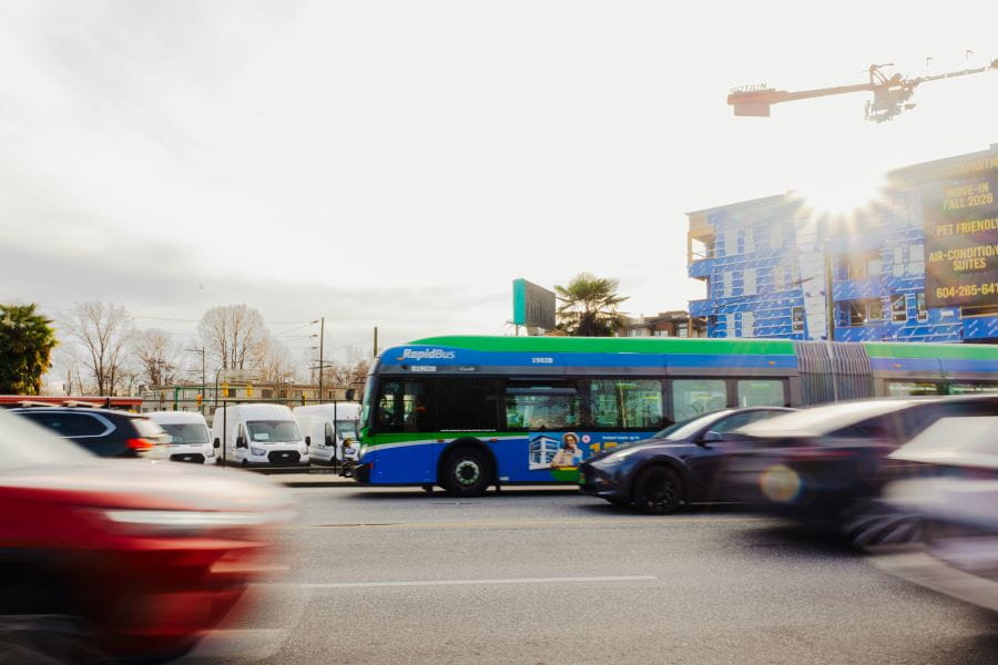 R2 RapidBus driving in traffic